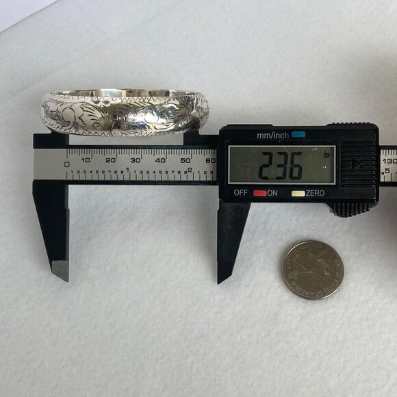 VTG Sterling Silver 925 14MM Wide Hollow Etched Scroll Round Bangle Bracelet 7" - Picture 14 of 16